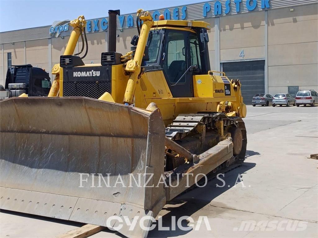 Komatsu D155 Buldozere pe senile