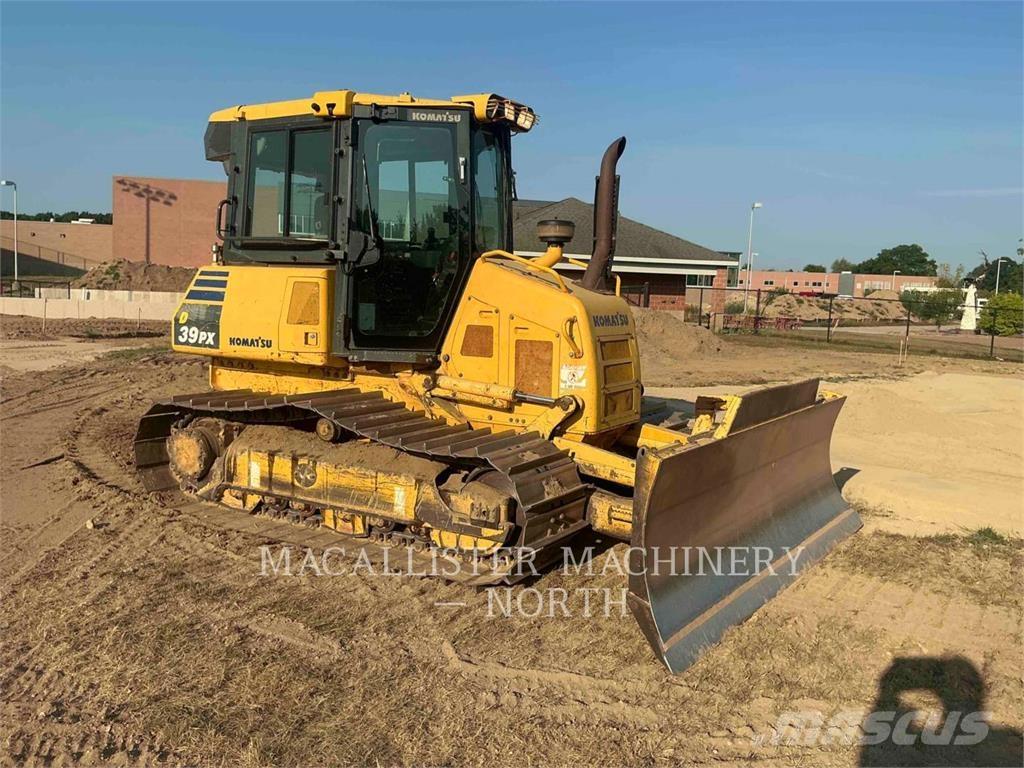 Komatsu D39PX-23 Buldozere pe senile