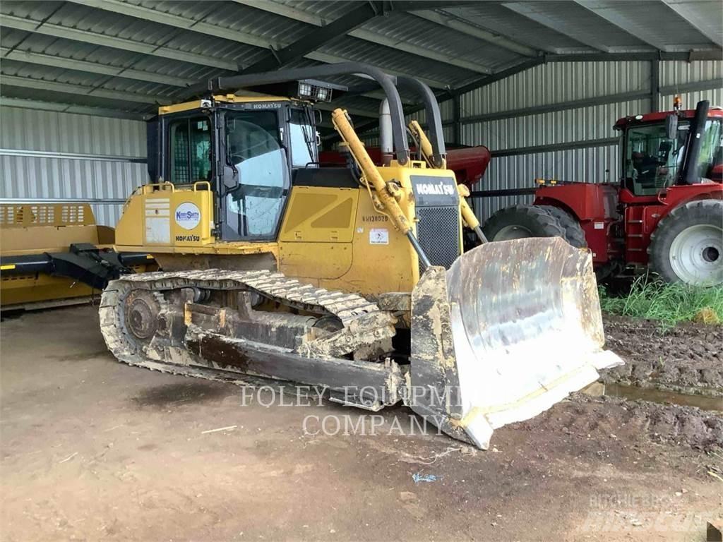 Komatsu D65EX17 Buldozere pe senile