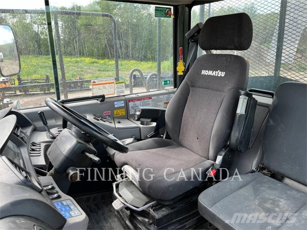 Komatsu HM300-3 Transportoare articulate