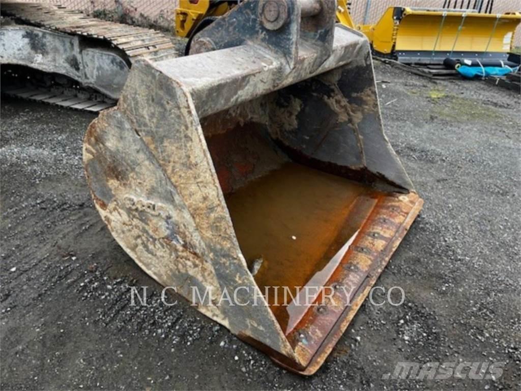 Komatsu PC210LCI-1 Excavatoare pe șenile
