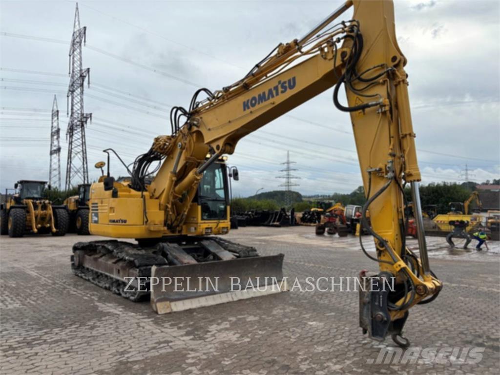 Komatsu PC228 Excavatoare pe șenile
