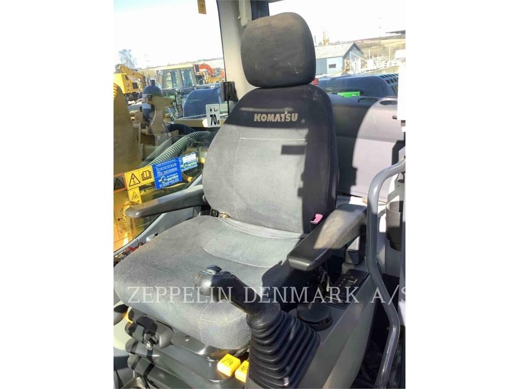 Komatsu PC240 Excavatoare pe șenile
