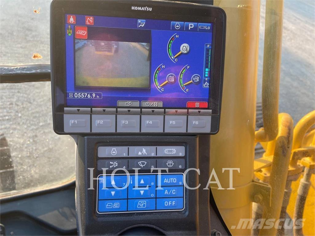Komatsu PC240LC-11 Excavatoare pe șenile
