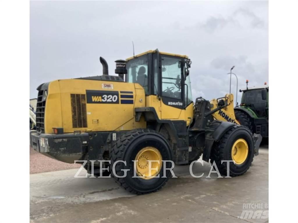 Komatsu WA320 Incarcator pe pneuri