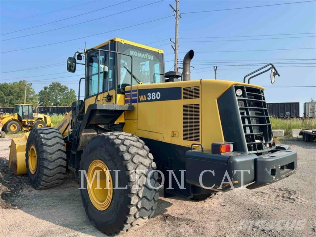 Komatsu WA380 Incarcator pe pneuri