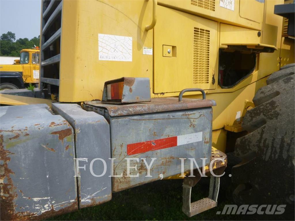 Komatsu WA500-3 Incarcator pe pneuri