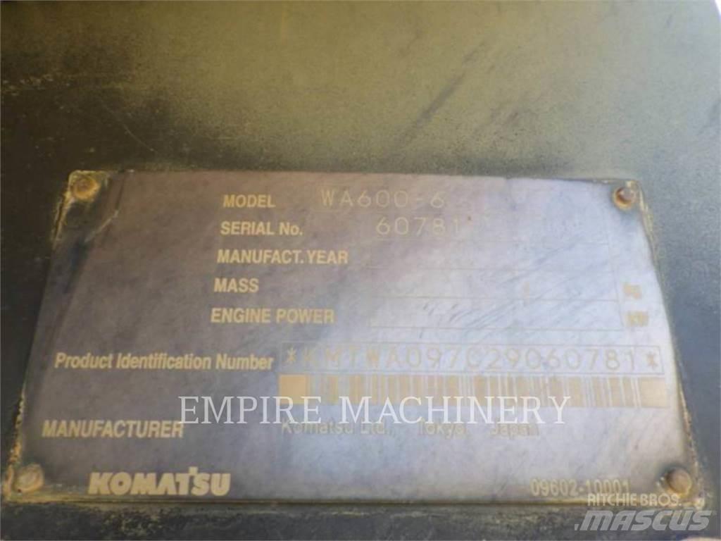 Komatsu WA600-6 Incarcator pe pneuri