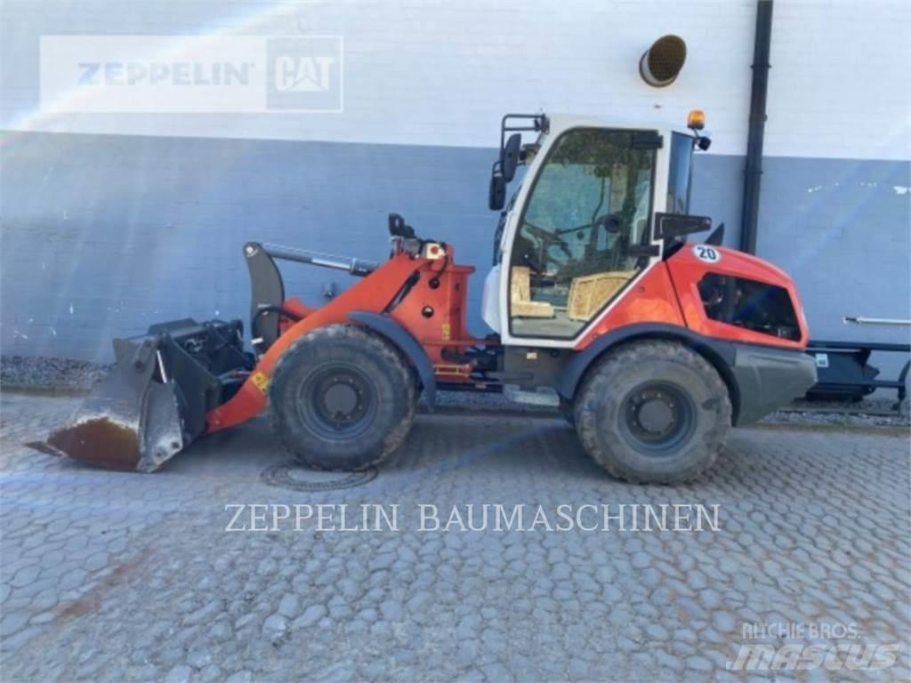 Liebherr L506 Incarcator pe pneuri