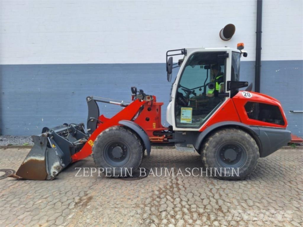 Liebherr L506 Incarcator pe pneuri