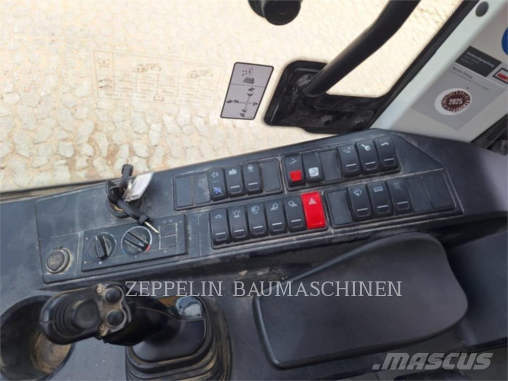 Liebherr L506 Incarcator pe pneuri