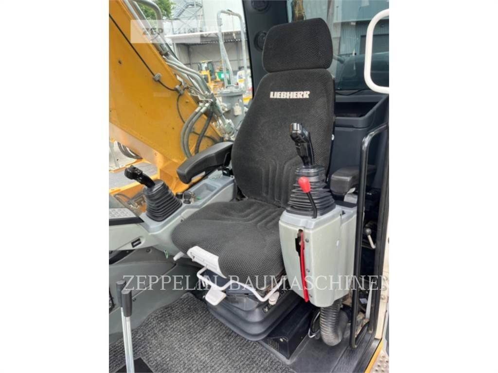 Liebherr R926 Excavatoare pe șenile
