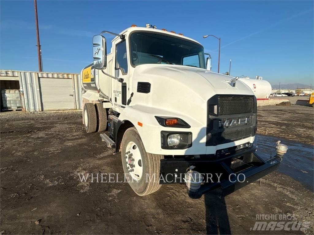 Mack WT2000 A Cisterne