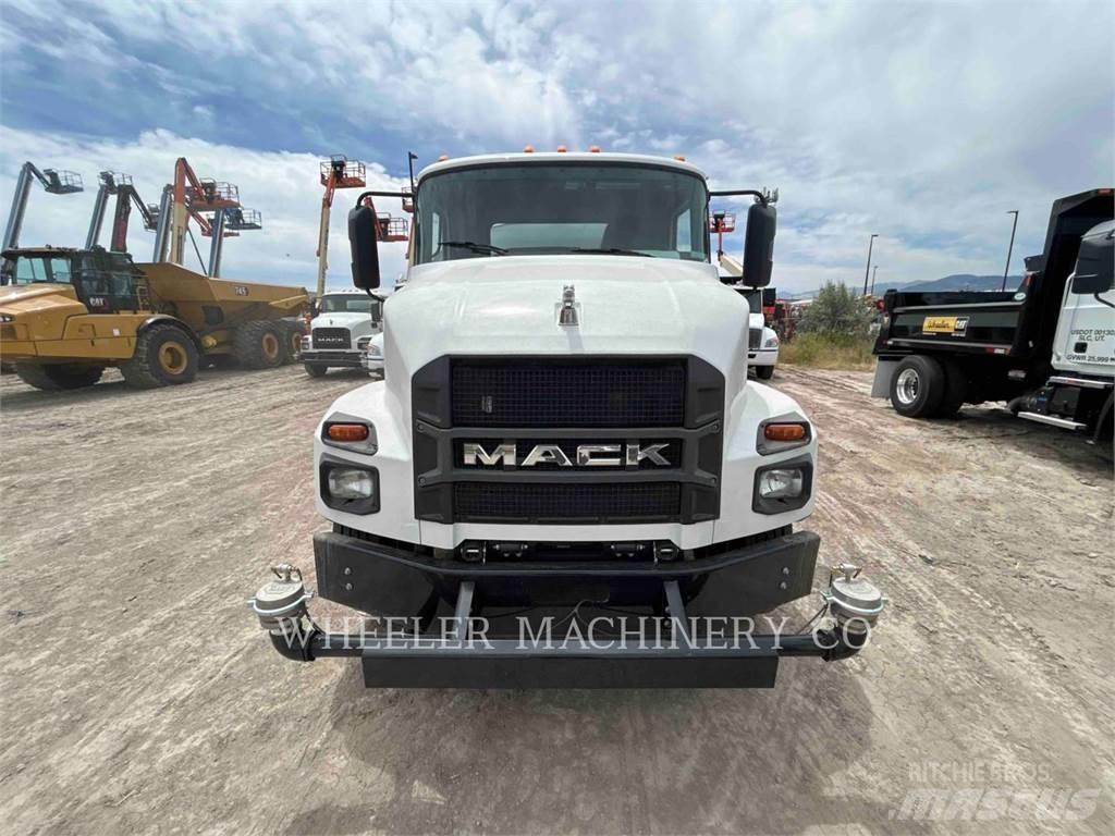 Mack WT2000 A Cisterne