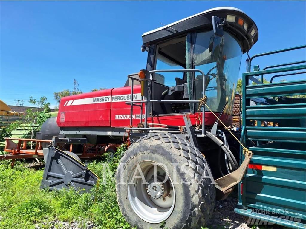 Massey Ferguson 9635 Combine forestiere