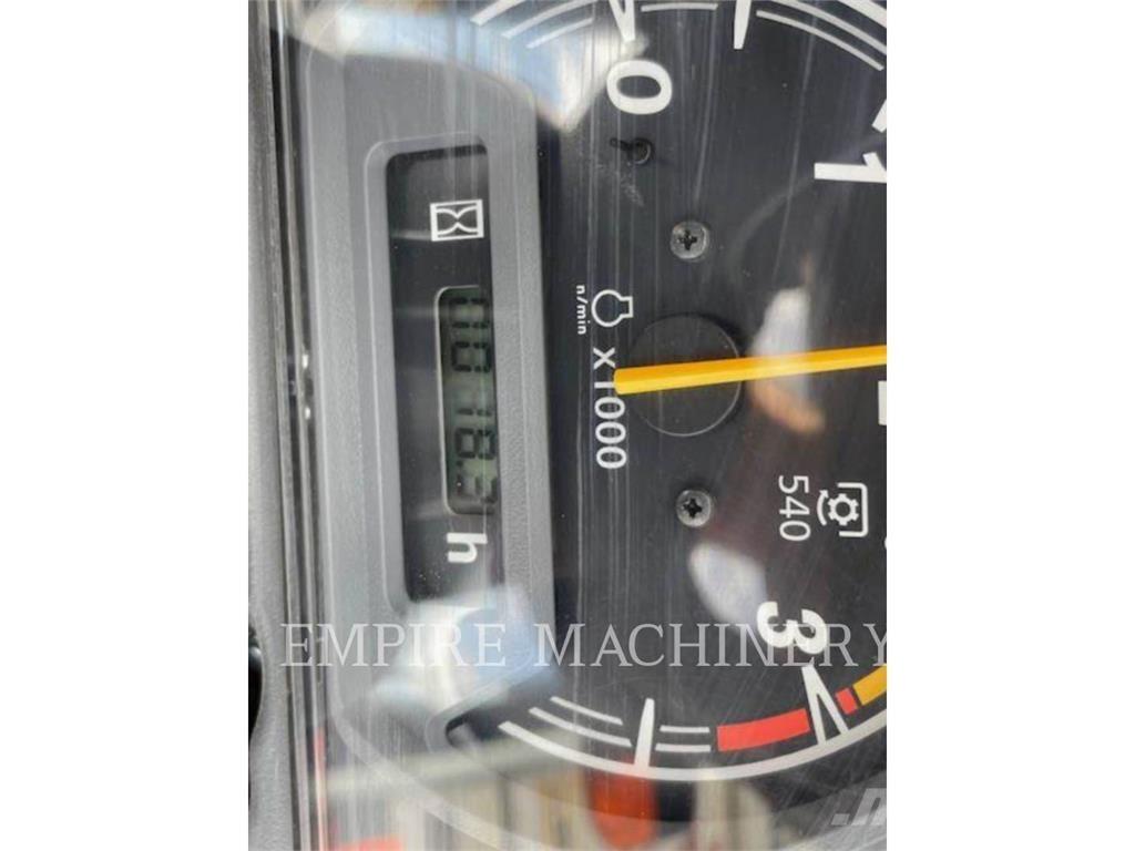 Massey Ferguson GC1723E Tractoare