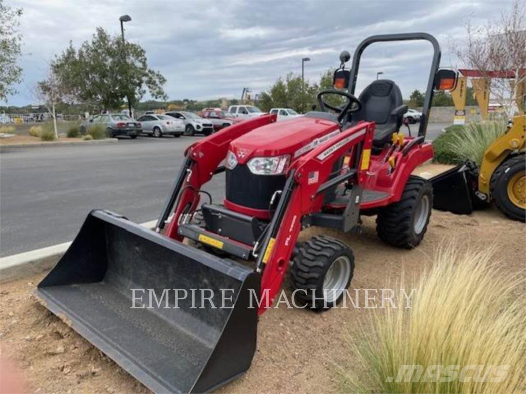 Massey Ferguson GC1725M Tractoare