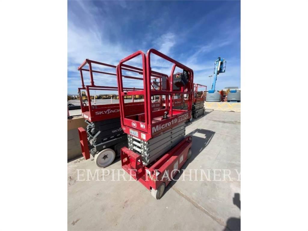 MEC MICRO 19 Nacele cu brat articulat