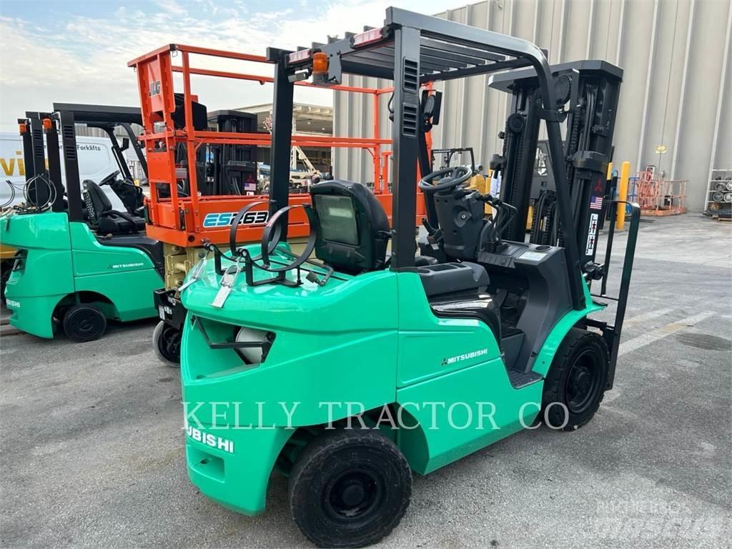 Mitsubishi FGC25 Strivuitoare-altele