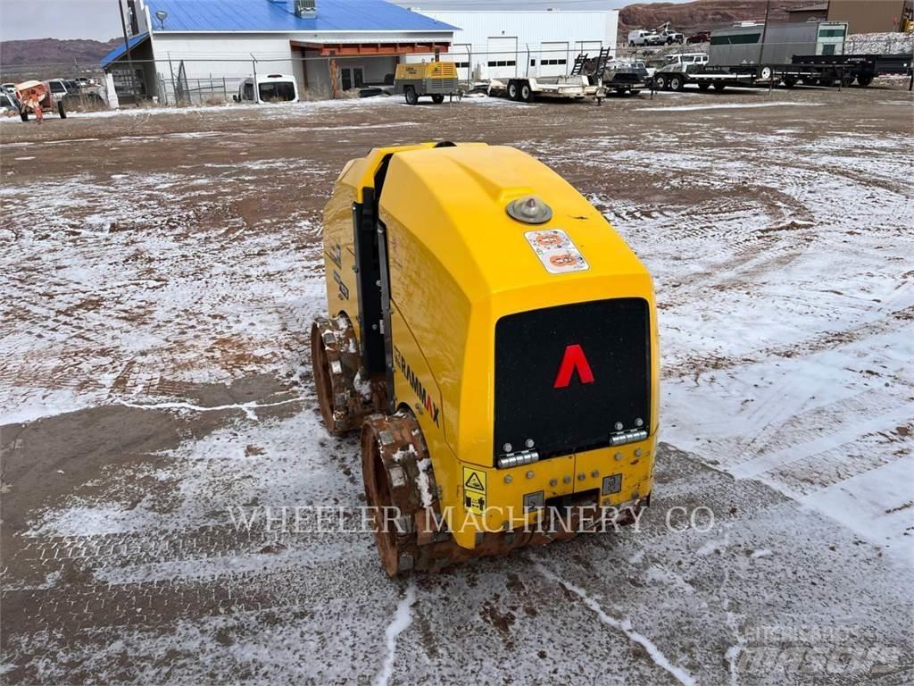 MultiQuip RX1575 Cilindri compactori dubli