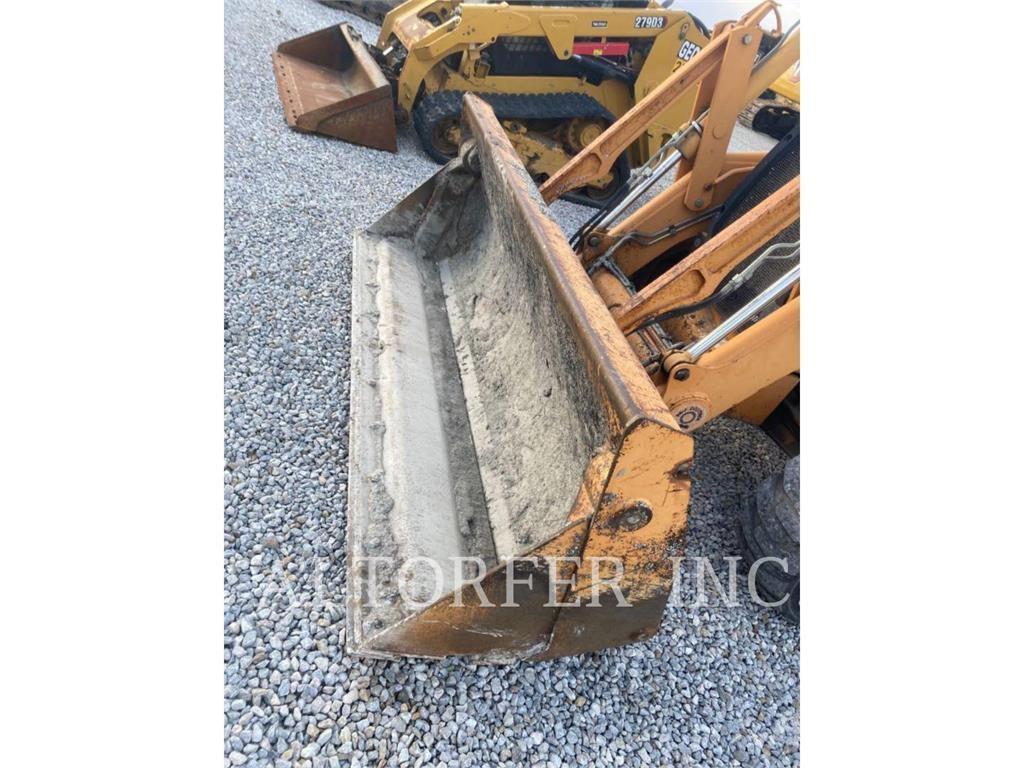 New Holland 590SM Buldoexcavatoare