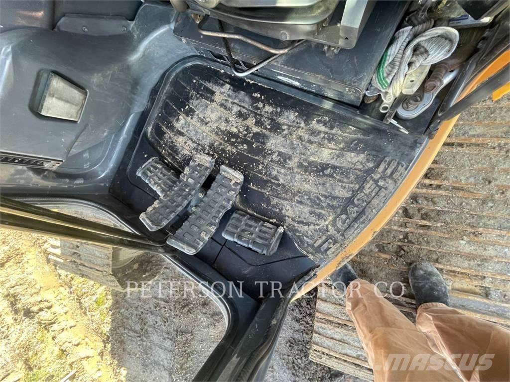 New Holland CX225 Excavatoare pe șenile
