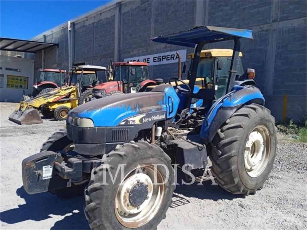 New Holland TT75 4WD Tractoare