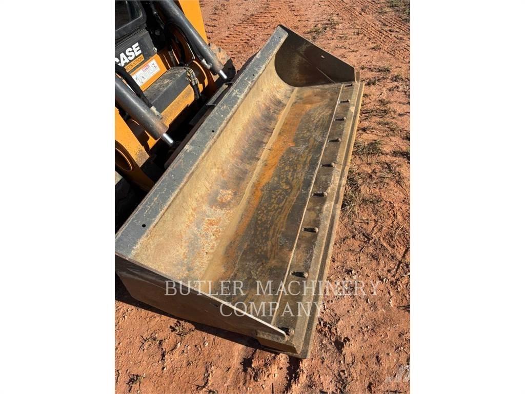 New Holland TV450B Încarcatoare cu excavator