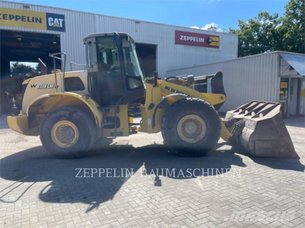 New Holland W190 Incarcator pe pneuri