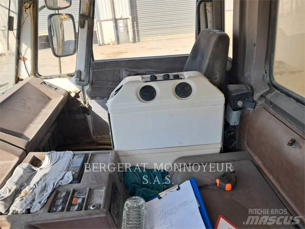 Perlini 131 33 Transportoare articulate