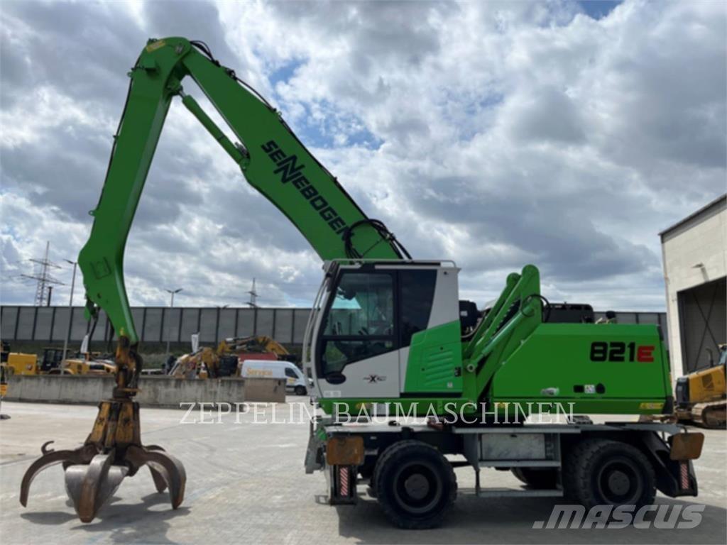 Sennebogen 821E Excavatoare de demolare