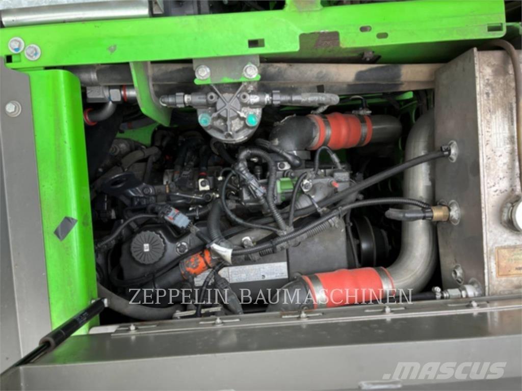 Sennebogen 821E Excavatoare de demolare