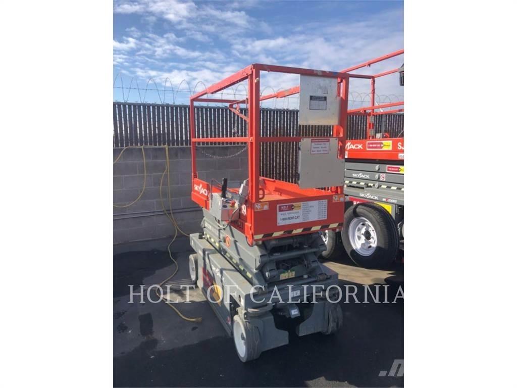 Skyjack SCISSOR 19 Platforme foarfeca