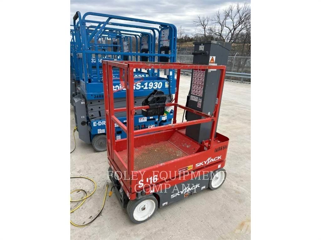 Skyjack SJ16 Platforme foarfeca
