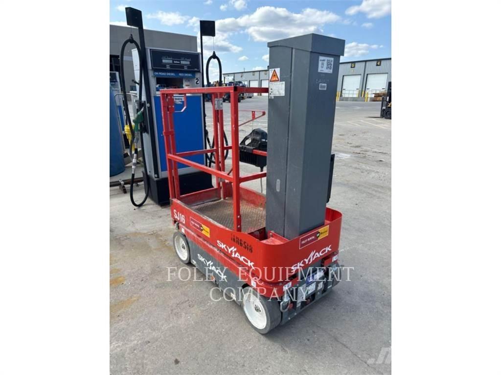 Skyjack SJ16 Platforme foarfeca