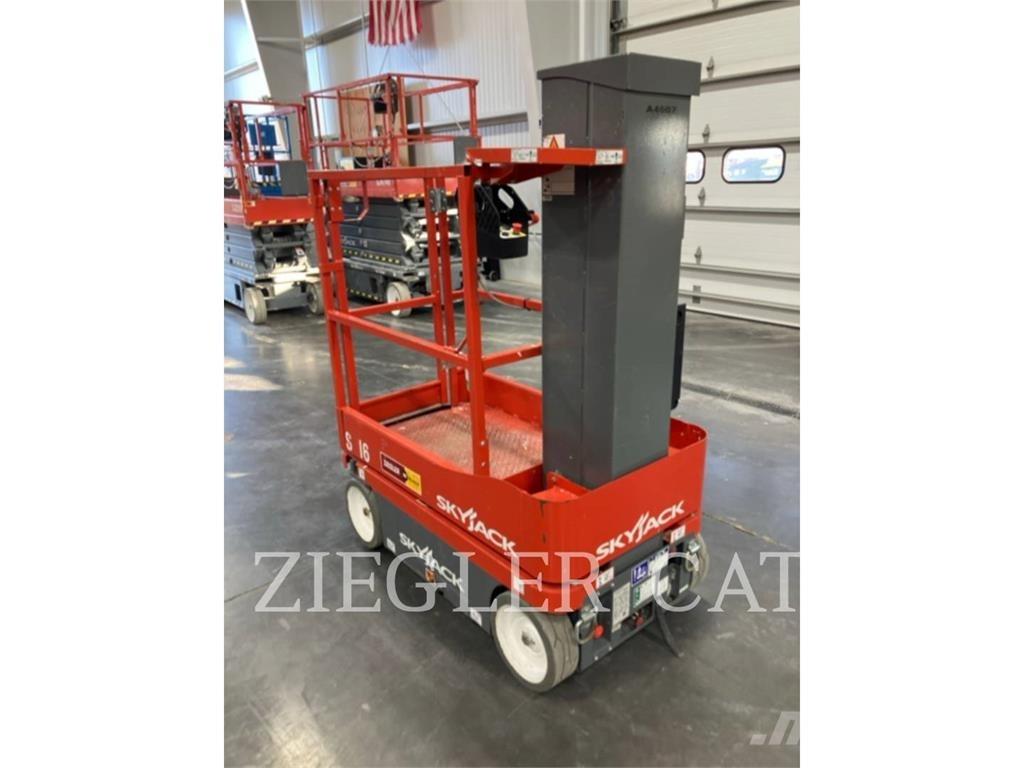 Skyjack SJ16 Platforme foarfeca