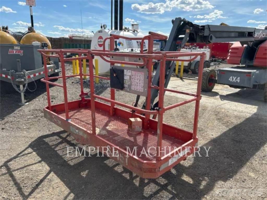 Skyjack SJ45T Nacele cu brat articulat