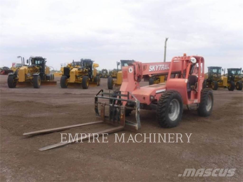 SkyTrak 6036 Nacele cu brat articulat