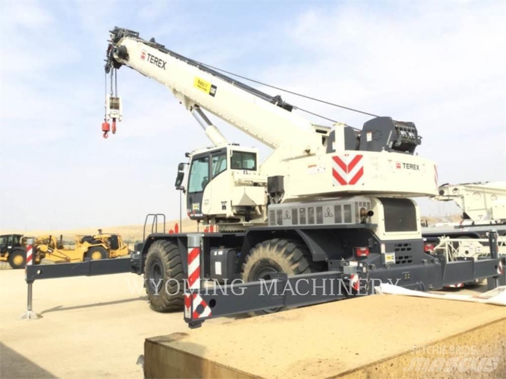 Terex RT 100US Macara pentru orice teren