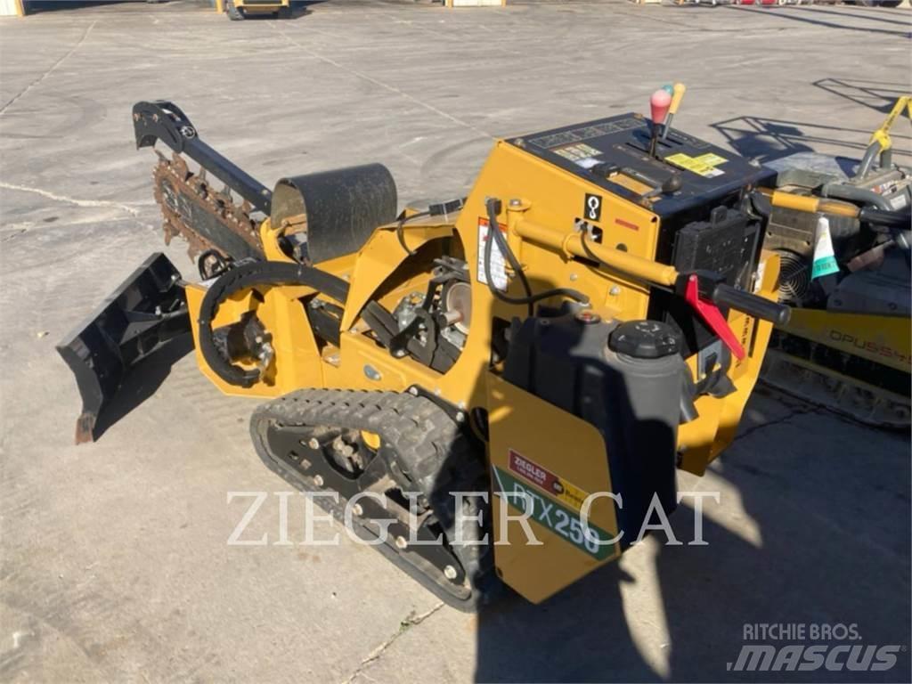 Vermeer RTX250 Excavatoare de santuri