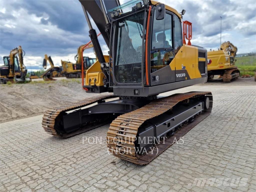 Volvo EC220 Excavatoare pe șenile

