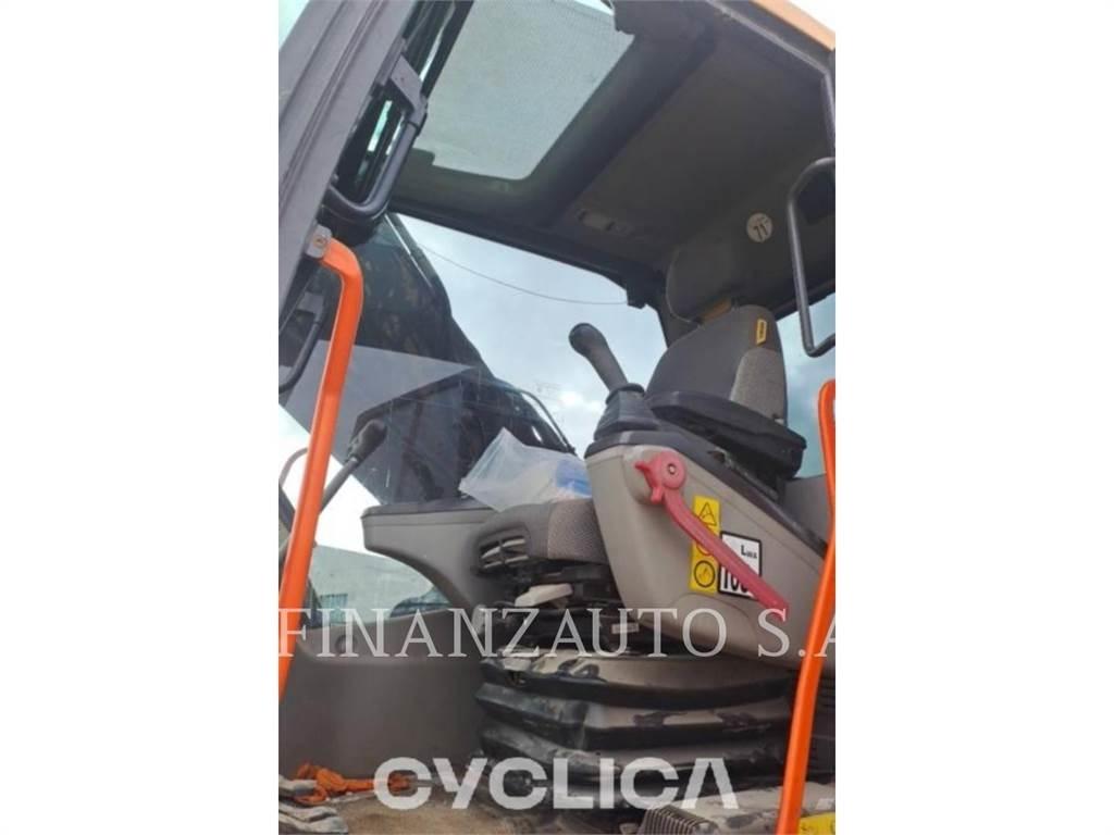 Volvo EC300DNL Excavatoare pe șenile

