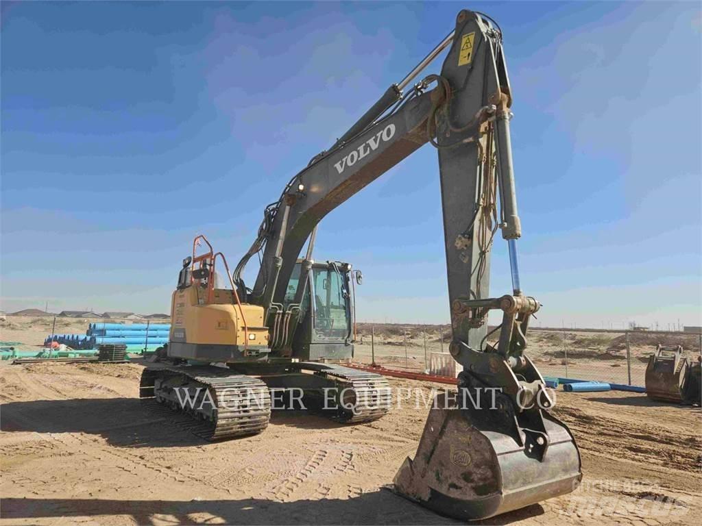 Volvo ECR235EL Excavatoare pe șenile
