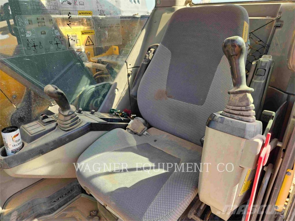 Volvo ECR235EL Excavatoare pe șenile
