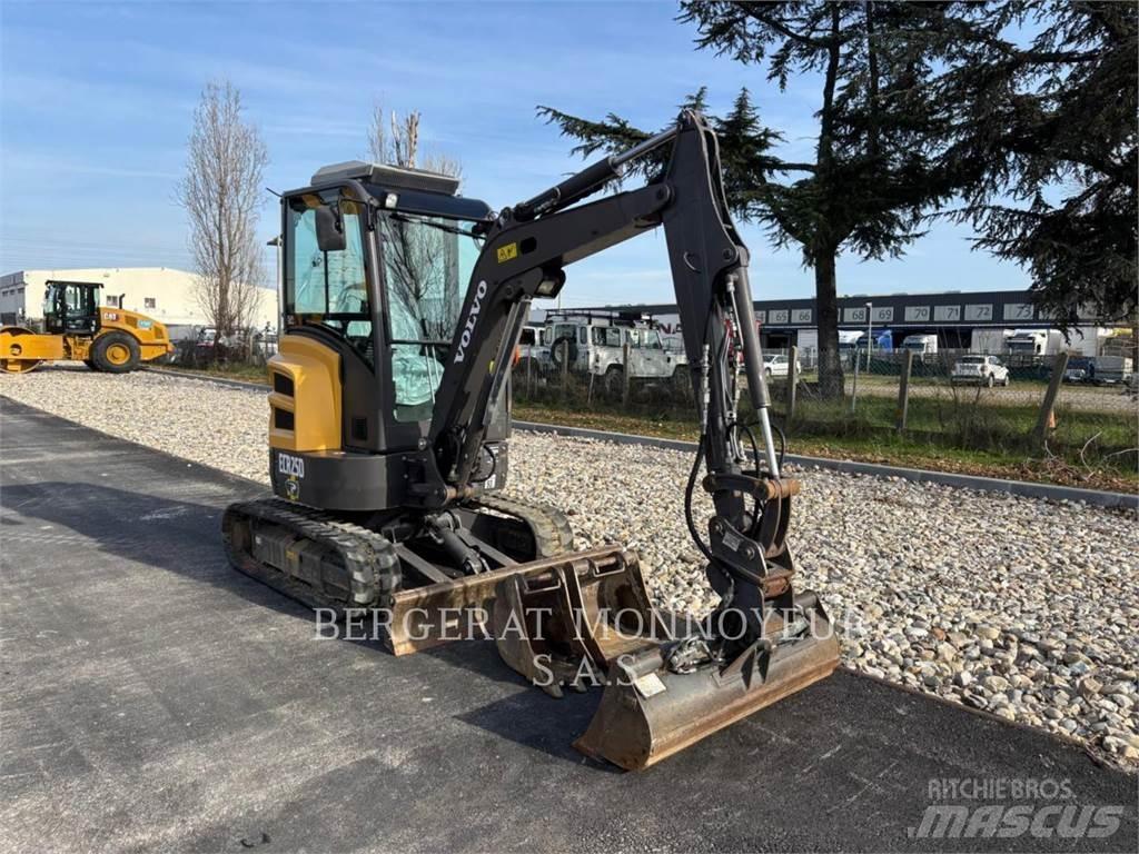 Volvo ECR25D Excavatoare pe șenile

