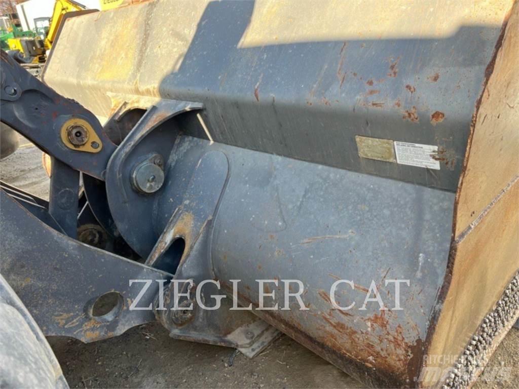 Volvo L220E Incarcator pe pneuri