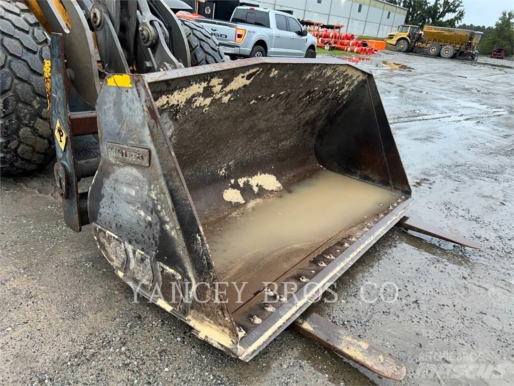 Volvo L70H Incarcator pe pneuri