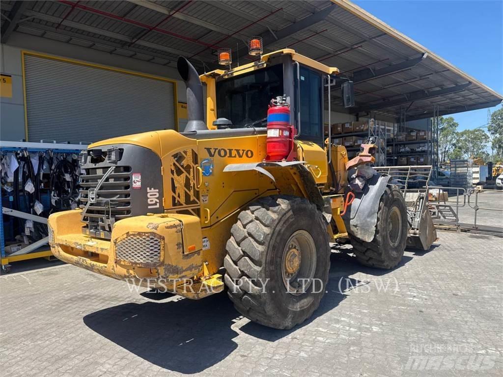 Volvo L90F Incarcator pe pneuri
