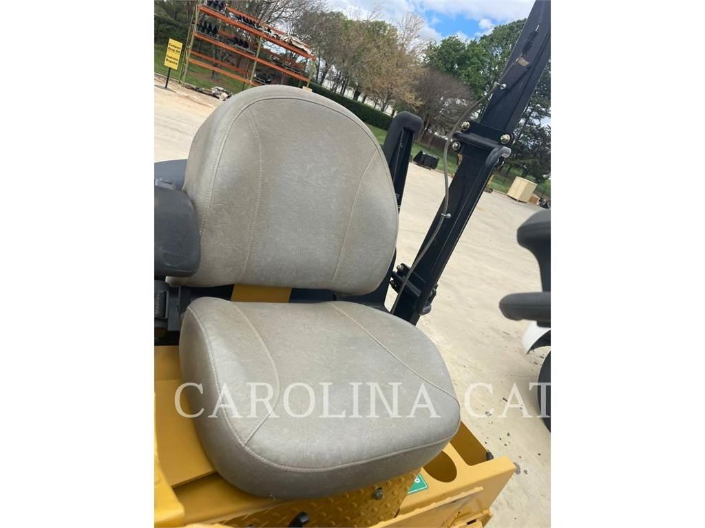 Weiler C303 Pavatoare asfalt