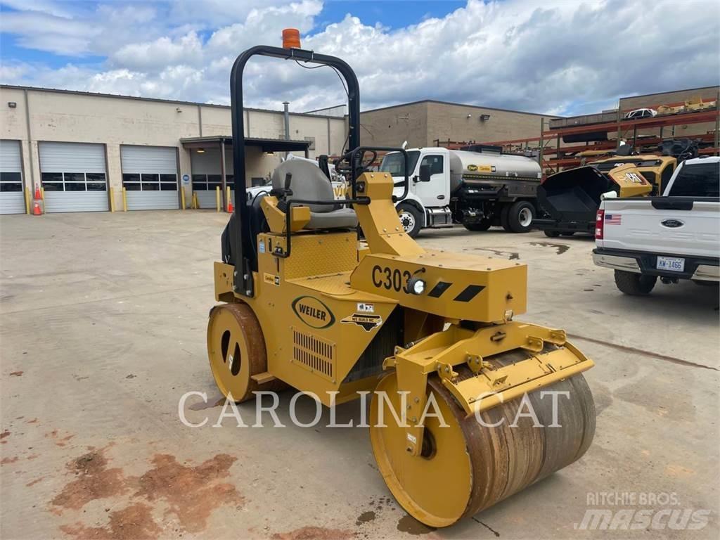 Weiler C303 Pavatoare asfalt
